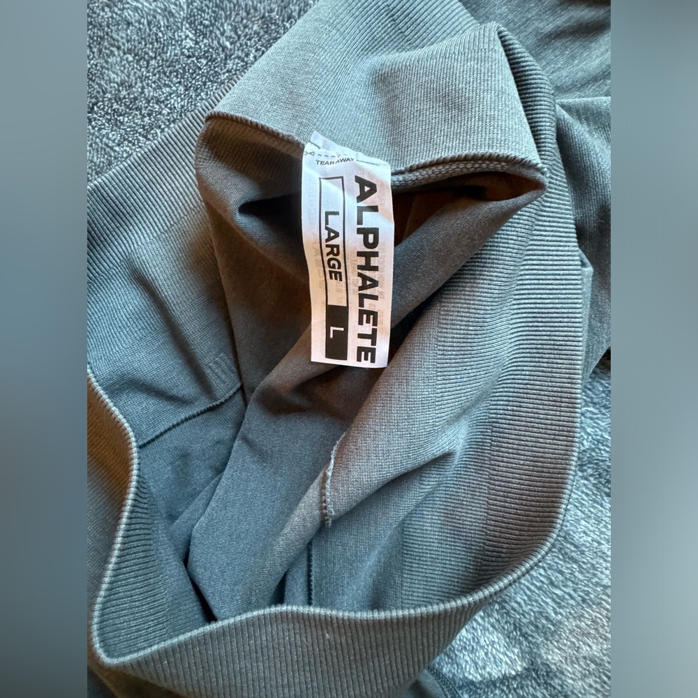 ALPHALETE amplify leggings size L